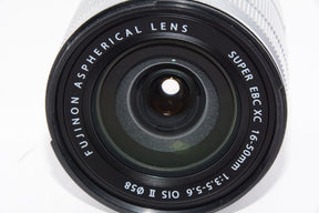 【外観特上級】FUJIFILM 標準ズームレンズ XC16-50mmF3.5-5.6 OIS II S シルバー