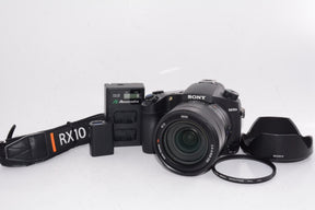 【外観特上級】SONY デジタルカメラ DSC-RX10M3ブラック Cyber-shot DSC-RX10M3
