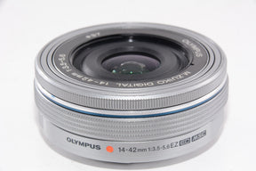【外観特上級】OLYMPUS M.ZUIKO DIGITAL ED 14-42mm F3.5-5.6 EZ SLV
