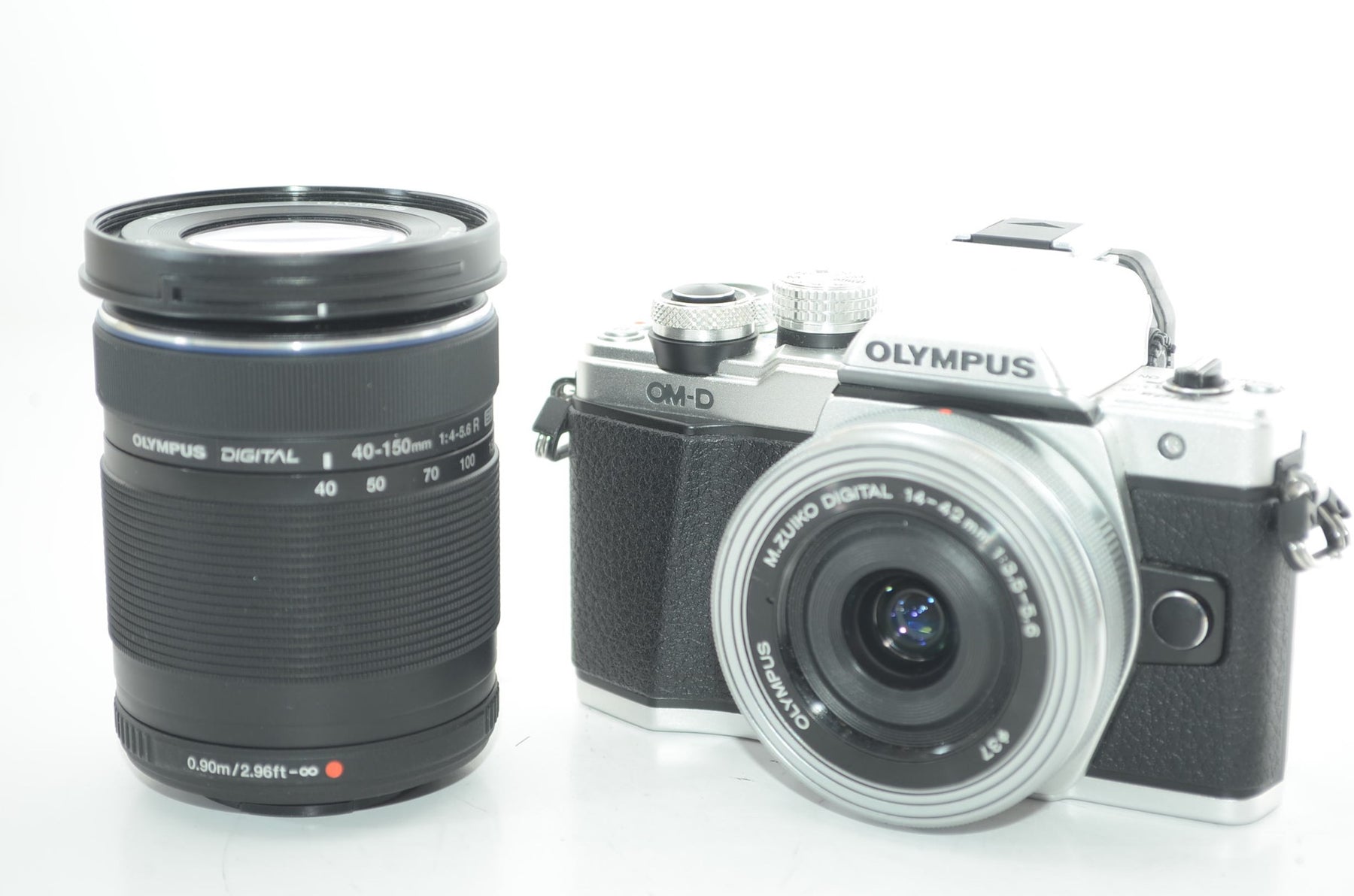 【外観特上級】OLYMPUS ミラーレス一眼 OM-D E-M10 MarkII EZダブルズームキット シルバー