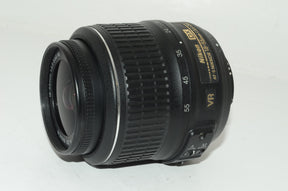 【外観特上級】Nikon 標準ズームレンズ AF-S DX NIKKOR 18-55mm f3.5-5.6G VR