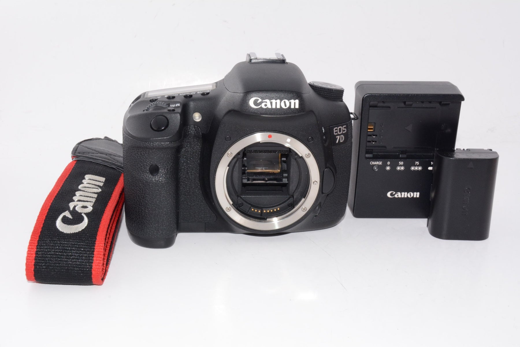 【外観並級】Canon デジタル一眼レフカメラ EOS 7D ボディ EOS7D