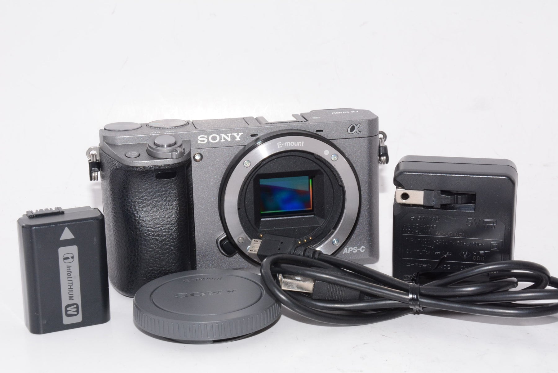 【外観特上級】ソニー ミラーレス一眼 α6000 ボディ グラファイトグレー ILCE-6000