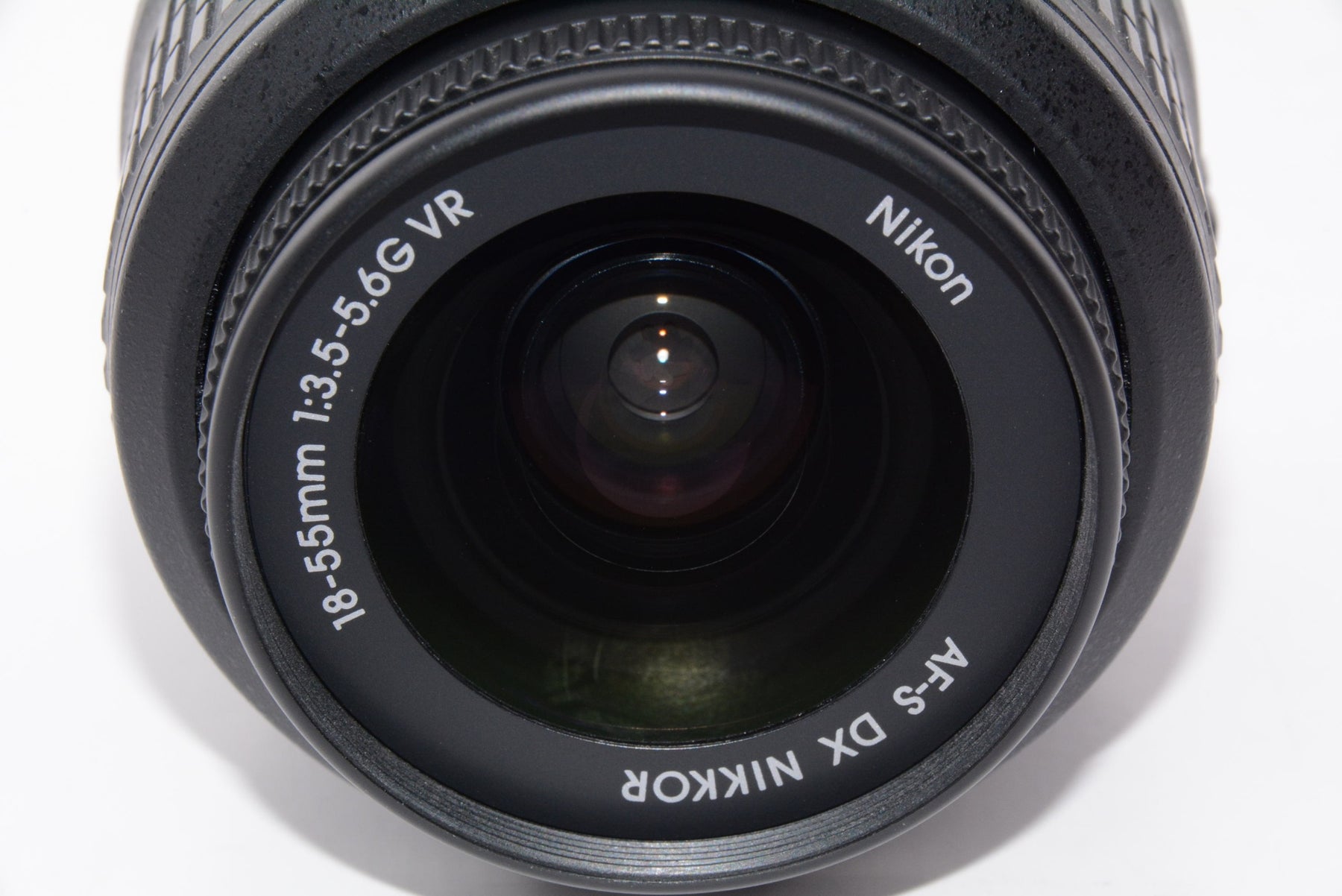 【外観並級】Nikon 標準ズームレンズ AF-S DX NIKKOR 18-55mm f3.5-5.6G VR