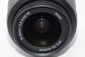 【外観並級】Nikon 標準ズームレンズ AF-S DX NIKKOR 18-55mm f3.5-5.6G VR