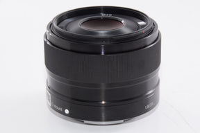 【外観特上級】ソニー SONY 単焦点レンズ E 35mm F1.8 OSS ソニー Eマウント用 APS-C専用 SEL35F18