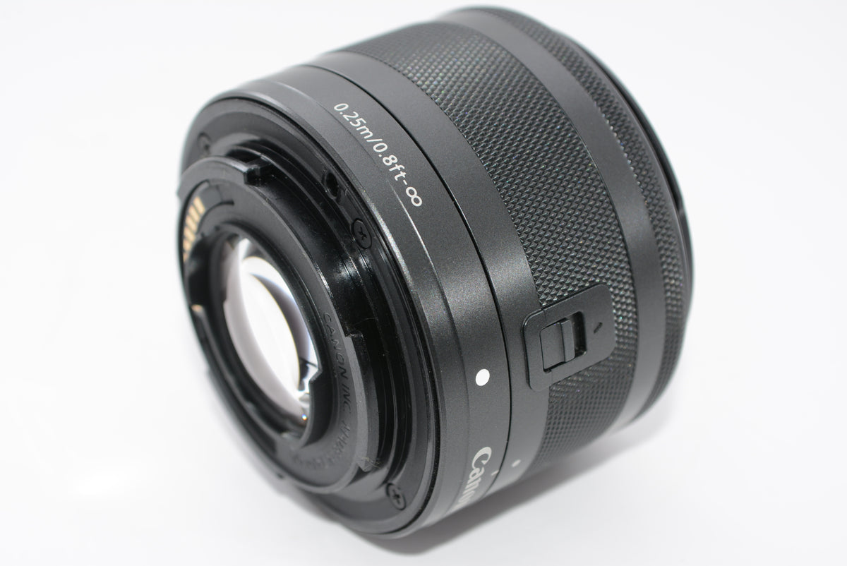 【外観特上級】Canon 標準ズームレンズ EF-M15-45mm F3.5-6.3IS STM(グラファイト) ミラーレス一眼対応 EF-M15-45ISSTM