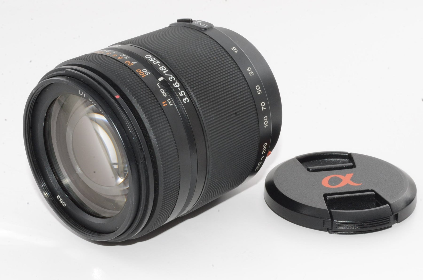 【外観特上級】SONY DT 18-250mm F3.5-6.3