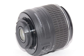 【外観並級】Nikon 標準ズームレンズ AF-S DX NIKKOR 18-55mm f/3.5-5.6G VR II