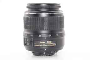 【外観特上級】Nikon 標準ズームレンズ AF-S DX NIKKOR 18-55mm f/3.5-5.6G VR II