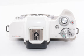 【外観並級】Canon ミラーレス一眼カメラ EOS Kiss M ボディー ホワイト EOSKISSMWH-BODY