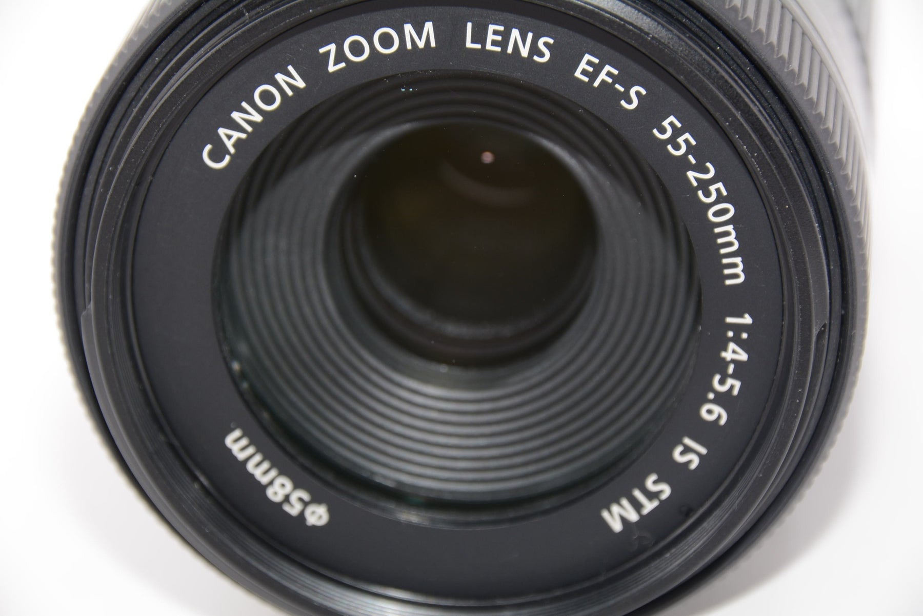 【外観特上級】Canon 望遠ズームレンズ EF-S55-250mm F4-5.6 IS STM