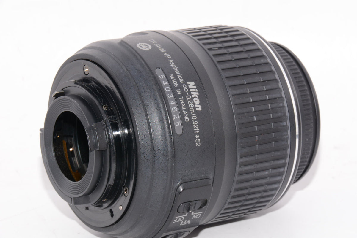 【外観並級】Nikon 標準ズームレンズ AF-S DX NIKKOR 18-55mm f3.5-5.6G VR