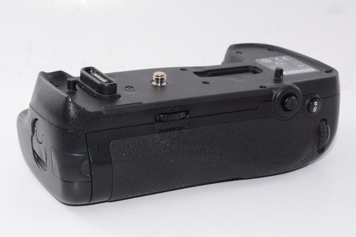 【外観特上級】Nikon MB-D18 バッテリーグリップ D850用 ブラック 7.2 x 4.06 x 4.06インチ