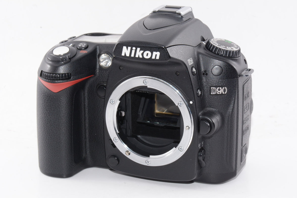 【外観並級】Nikon デジタル一眼レフカメラ D90 AF-S DX 18-105 VRレンズキット D90LK18-105