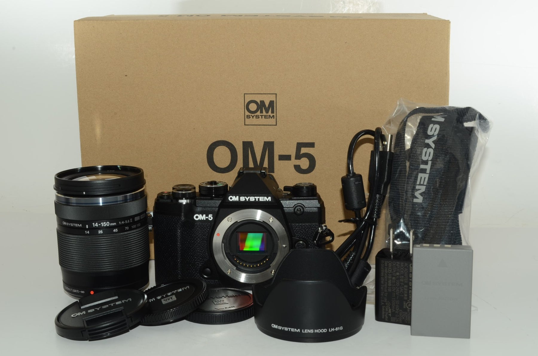 【外観特上級】OM SYSTEM/オリンパス OM-5 14-150mm IIレンズキット ブラック