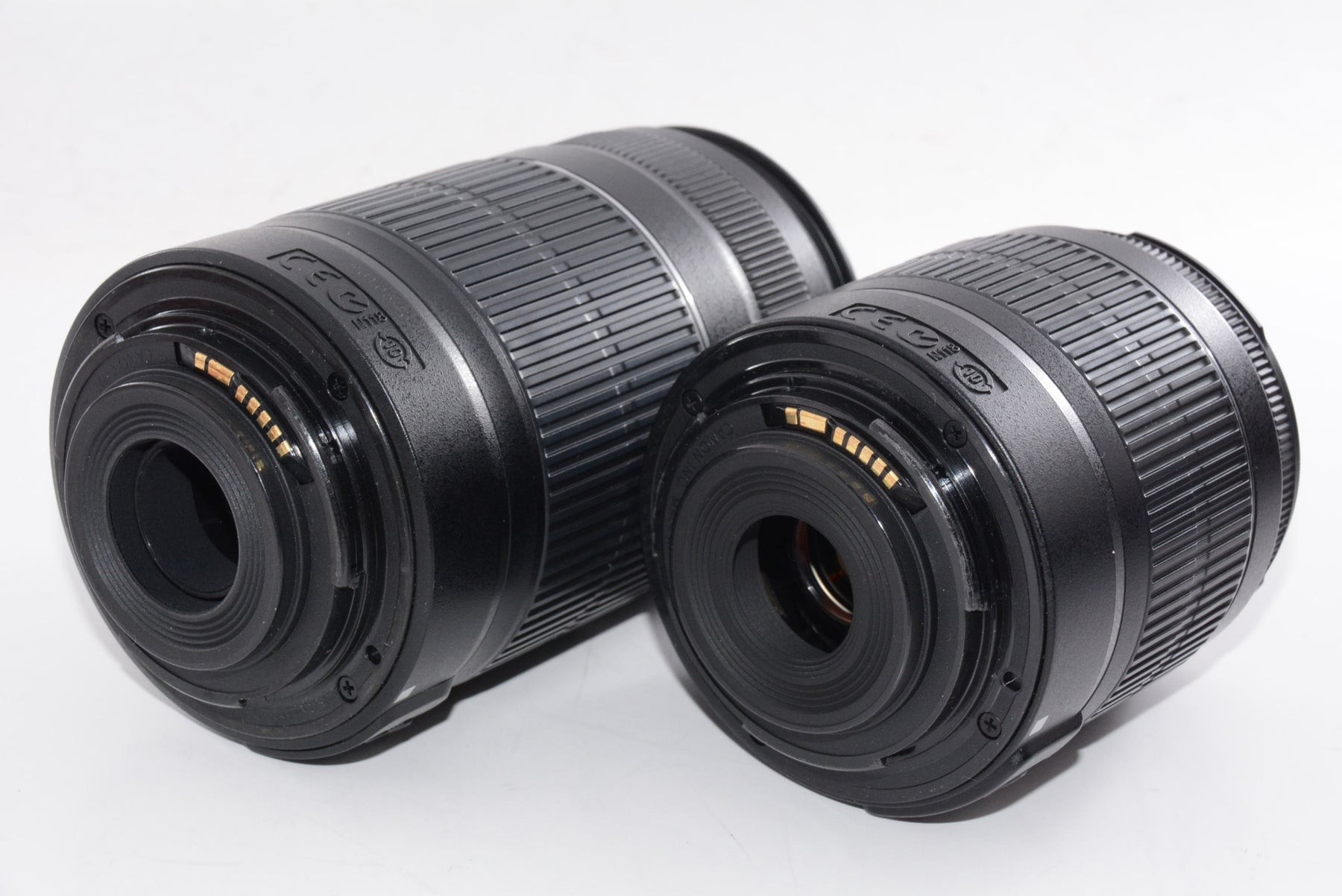 【外観特上級】Canon デジタル一眼レフカメラ EOS Kiss X4 ダブルズームキット