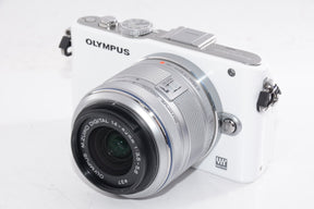【外観並級】OLYMPUS ミラーレス一眼 PEN Lite E-PL3 レンズキット ホワイト E-PL3 LKIT WHT