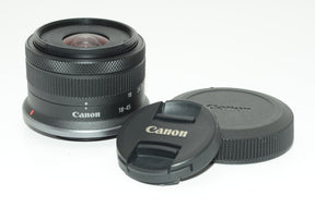 【外観特上級】Canon RF-S18-45mm F4.5-6.3レンズ。