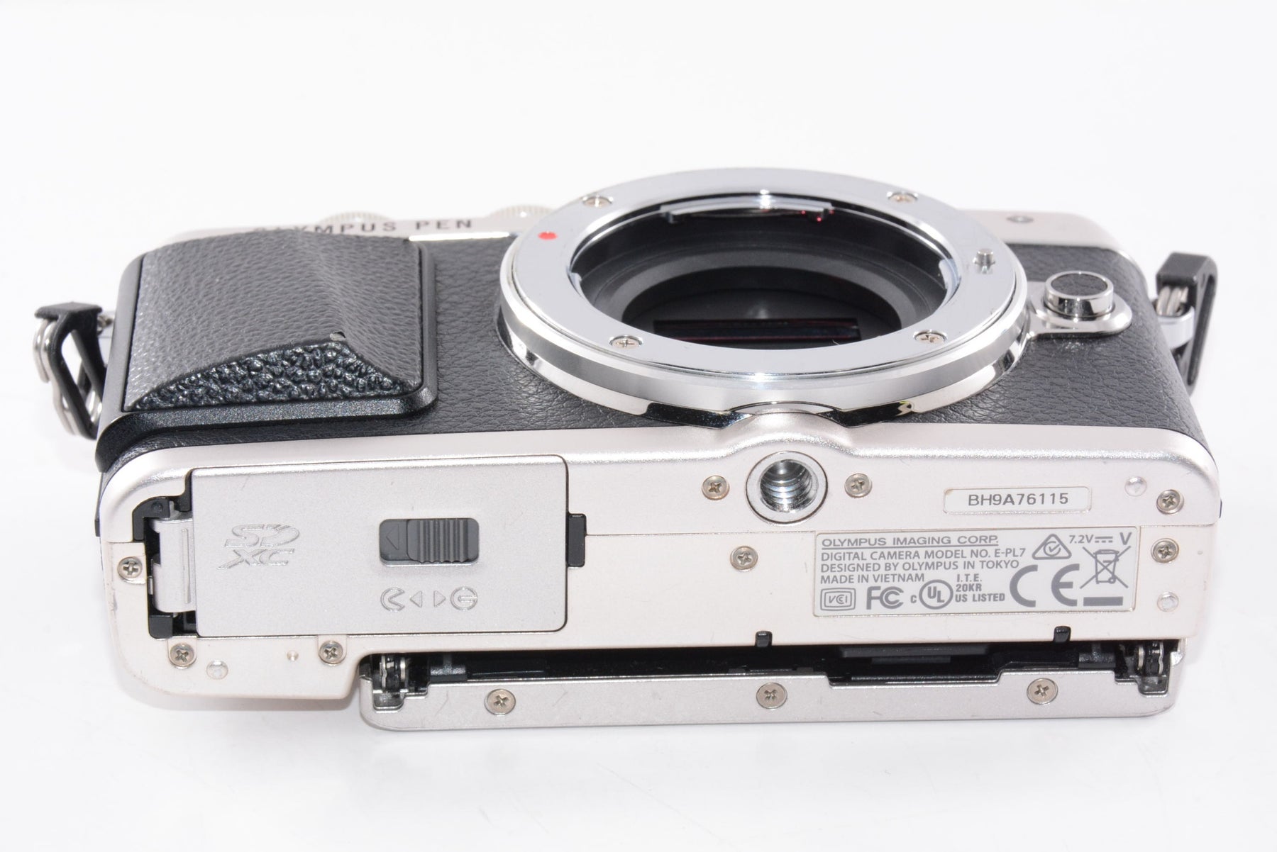 【外観並級】OLYMPUS PEN E-PL7 ボディ シルバー ミラーレス一眼 PEN E-PL7 BODY SLV