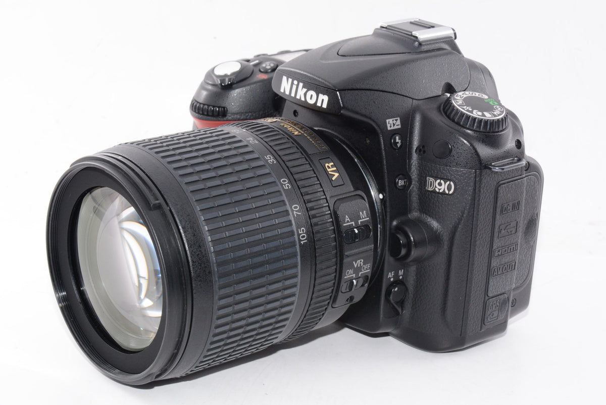 【外観並級】Nikon デジタル一眼レフカメラ D90 AF-S DX 18-105 VRレンズキット D90LK18-105