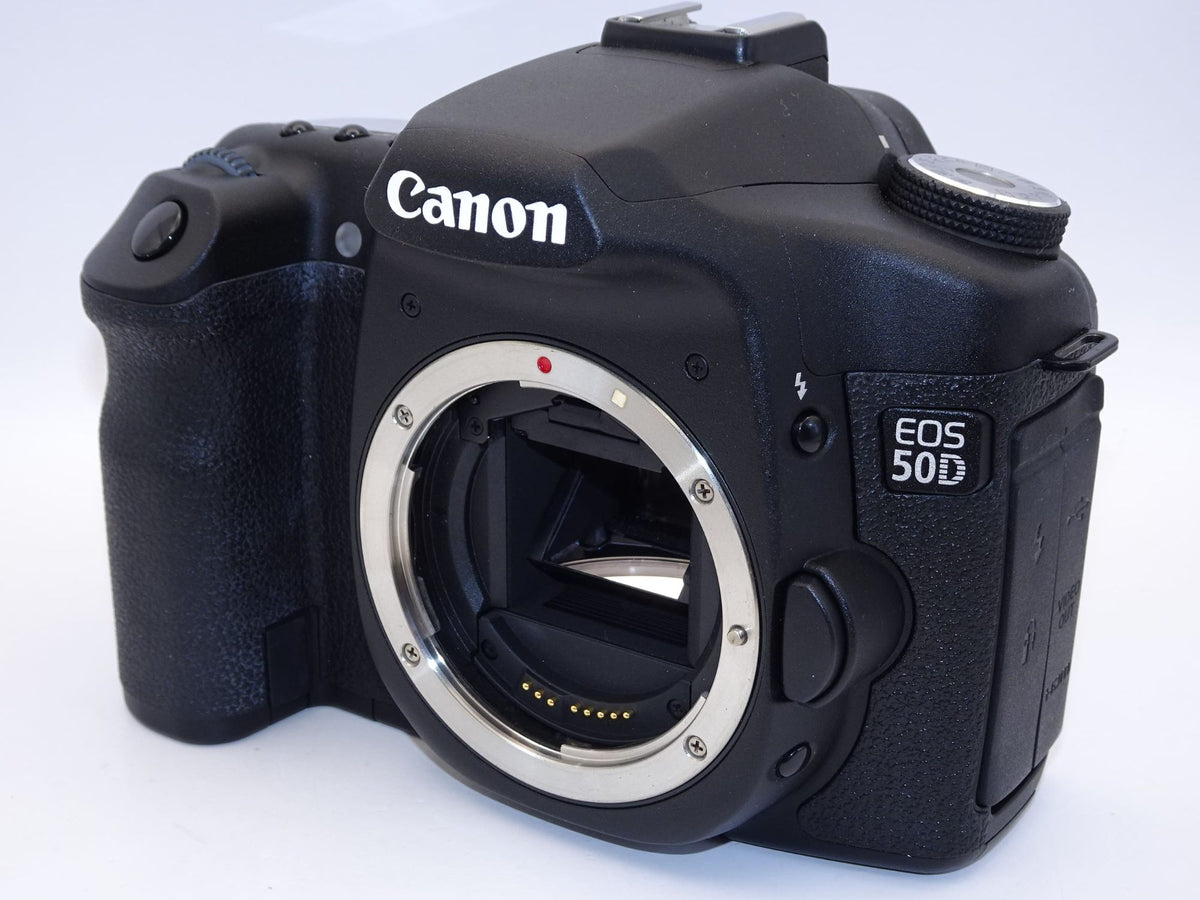 【外観特上級】Canon デジタル一眼レフカメラ EOS 50D EF-S18-200 IS レンズキット EOS50D18200ISLK