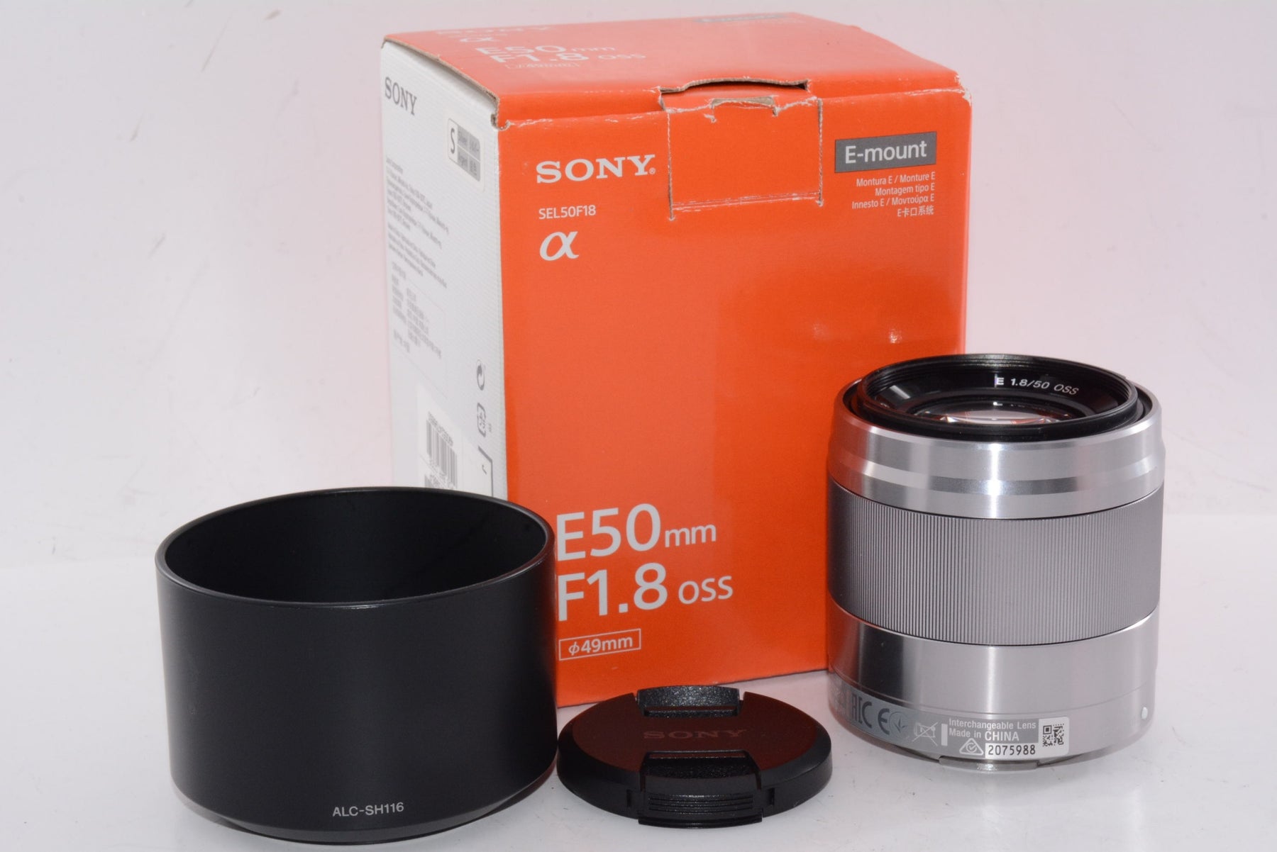 【外観特上級】ソニー SONY 単焦点レンズ E 50mm F1.8 OSS APS-Cフォーマット専用 SEL50F18