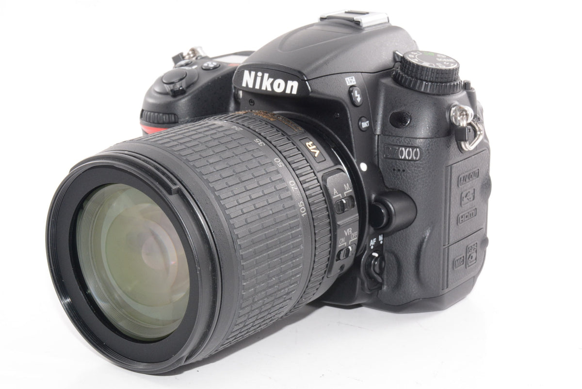 【外観並級】Nikon デジタル一眼レフカメラ D7000 18-105VR キット D7000LK18-105