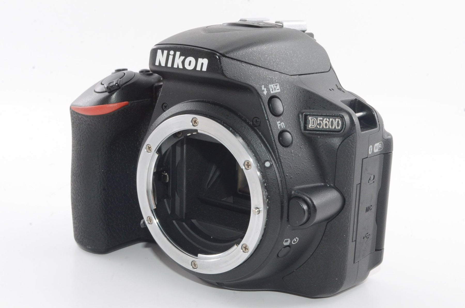 【外観並級】Nikon デジタル一眼レフカメラ D5600 ボディ