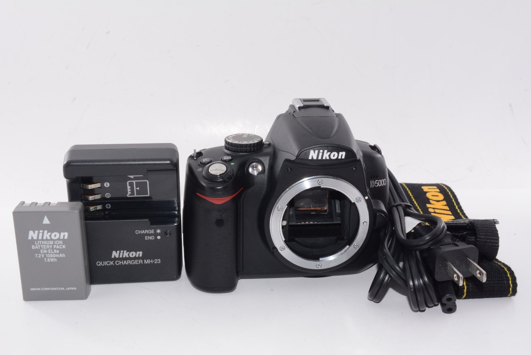 【外観並級】Nikon デジタル一眼レフカメラ D5000 ボディ