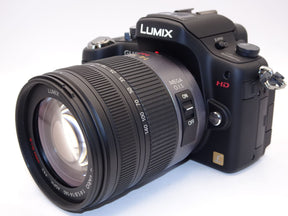 【ほぼ新品】パナソニック デジタル一眼カメラ LUMIX GH1 レンズキット DMC-GH1K-K