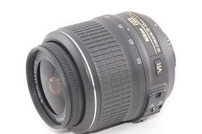 【外観特上級】Nikon AF-S DX NIKKOR 18-55mm f3.5-5.6G VR