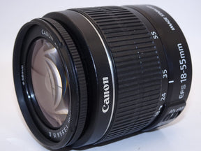 【外観特上級】Canon 標準ズームレンズ EF-S18-55mm F3.5-.5.6 IS II