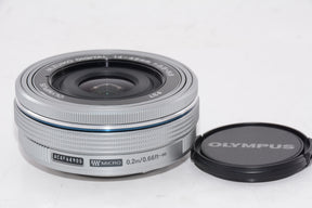 【外観特上級】OLYMPUS M.ZUIKO DIGITAL ED 14-42mm F3.5-5.6 EZ SLV