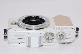 【外観特上級】OLYMPUS PEN E-PL7 ボディ ホワイト ミラーレス一眼 PEN E-PL7 BODY WHT