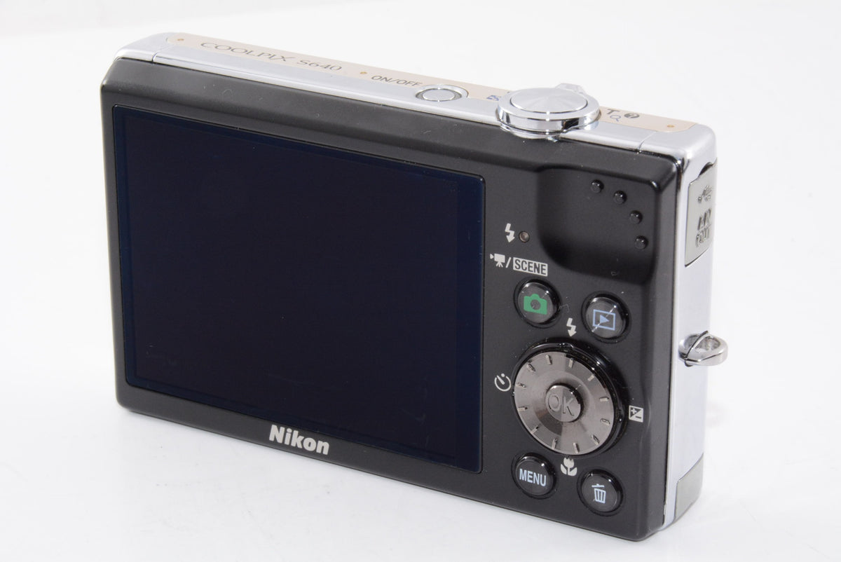 【外観特上級】Nikon デジタルカメラ COOLPIX (クールピクス) S640 アイスシルバー S640SL