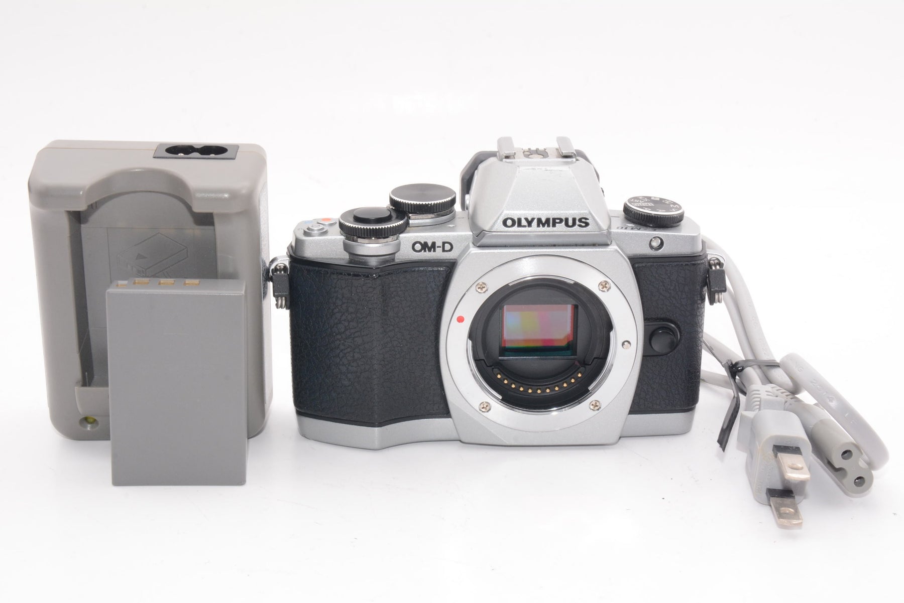 【外観並級】OLYMPUS OM-D E-M10 ボディ シルバー ミラーレス一眼 OM-D E-M10 BODY SLV