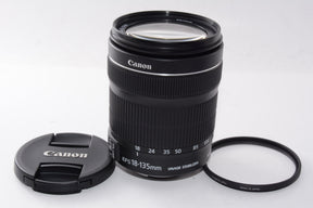 【外観特上級】Canon 標準ズームレンズ EF-S18-135mm F3.5-5.6 IS STM