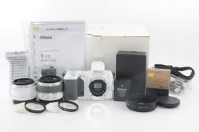 【外観並級】Nikon ミラーレス一眼 Nikon 1 V2 ダブルレンズキット 1 NIKKOR 18.5mm f/1.8 /1 NIKKOR VR 10-30mm f/3.5-5.6付属 ホワイト N1V2WLKWH