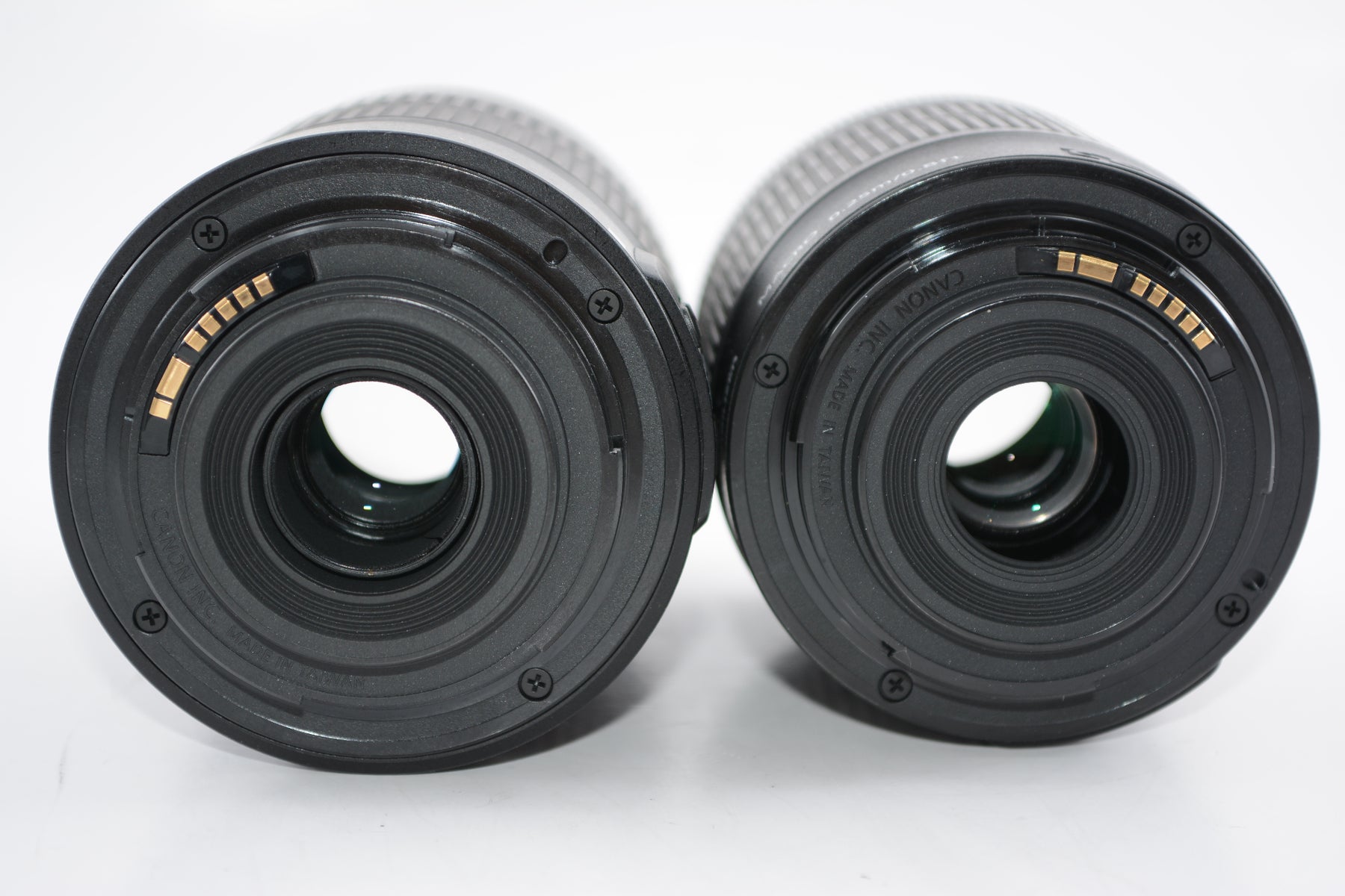 【外観並級】Canon デジタル一眼レフカメラ EOS Kiss X7 ダブルズームキット EF-S18-55ｍｍ/EF-S55-250ｍｍ付属 KISSX7-WKIT