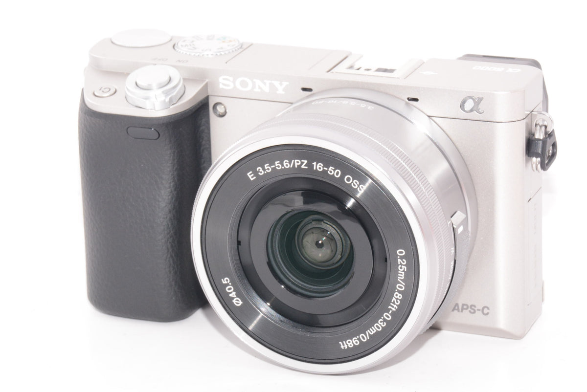 【外観特上級】ソニー ミラーレス一眼 α6000 パワーズームレンズキット E PZ 16-50mm F3.5-5.6 OSS シルバー ILCE-6000L S