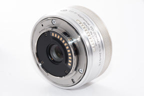 【外観並級】Nikon ミラーレス一眼 Nikon1 J5 標準パワーズームレンズキット シルバー J5HPLKSL