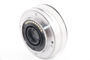 【外観特上級】OLYMPUS パンケーキレンズ M.ZUIKO DIGITAL 17mm F2.8 シルバー