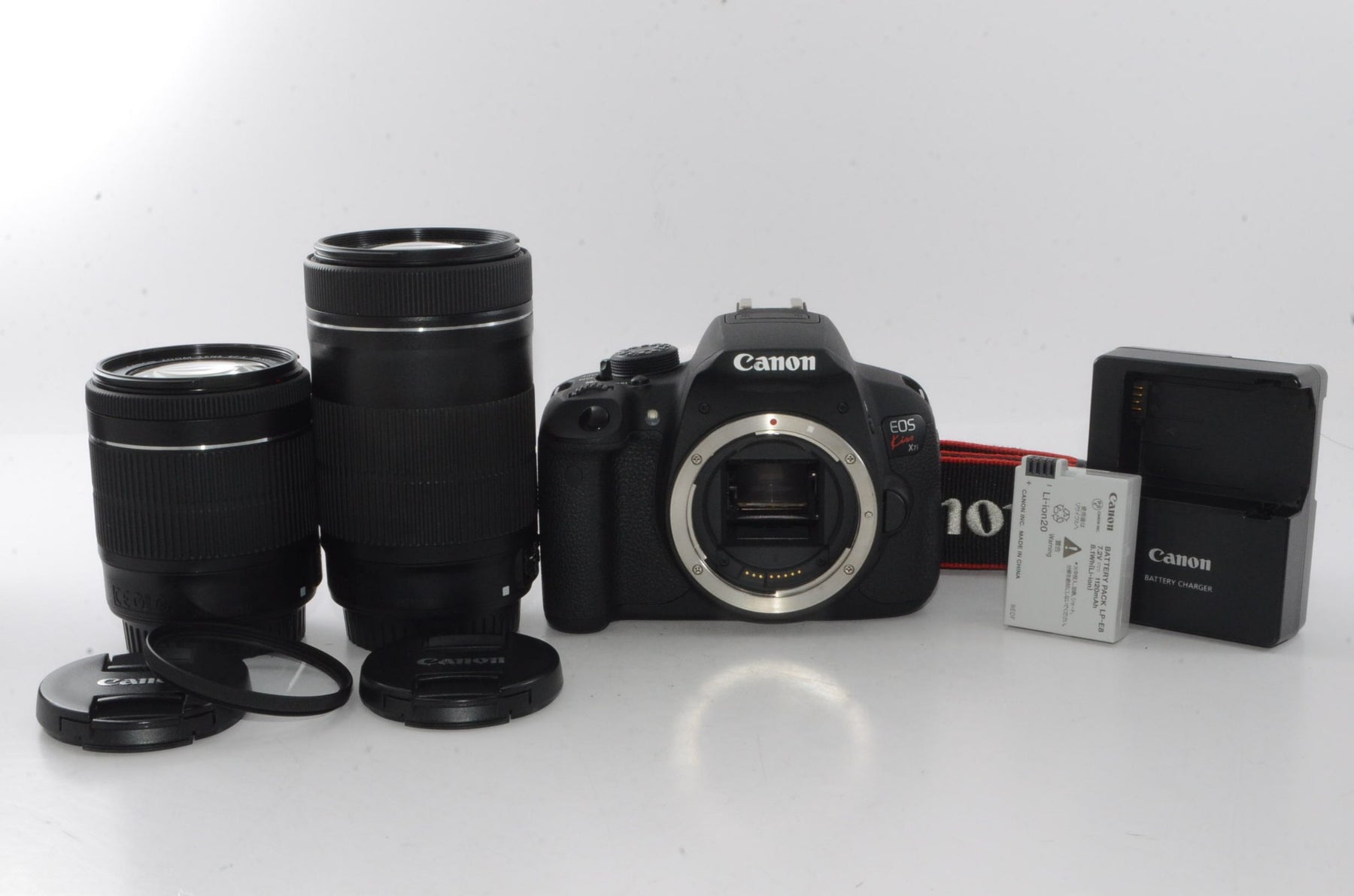 【外観並級】Canon デジタル一眼レフカメラ EOS Kiss X7i ダブルズームキット