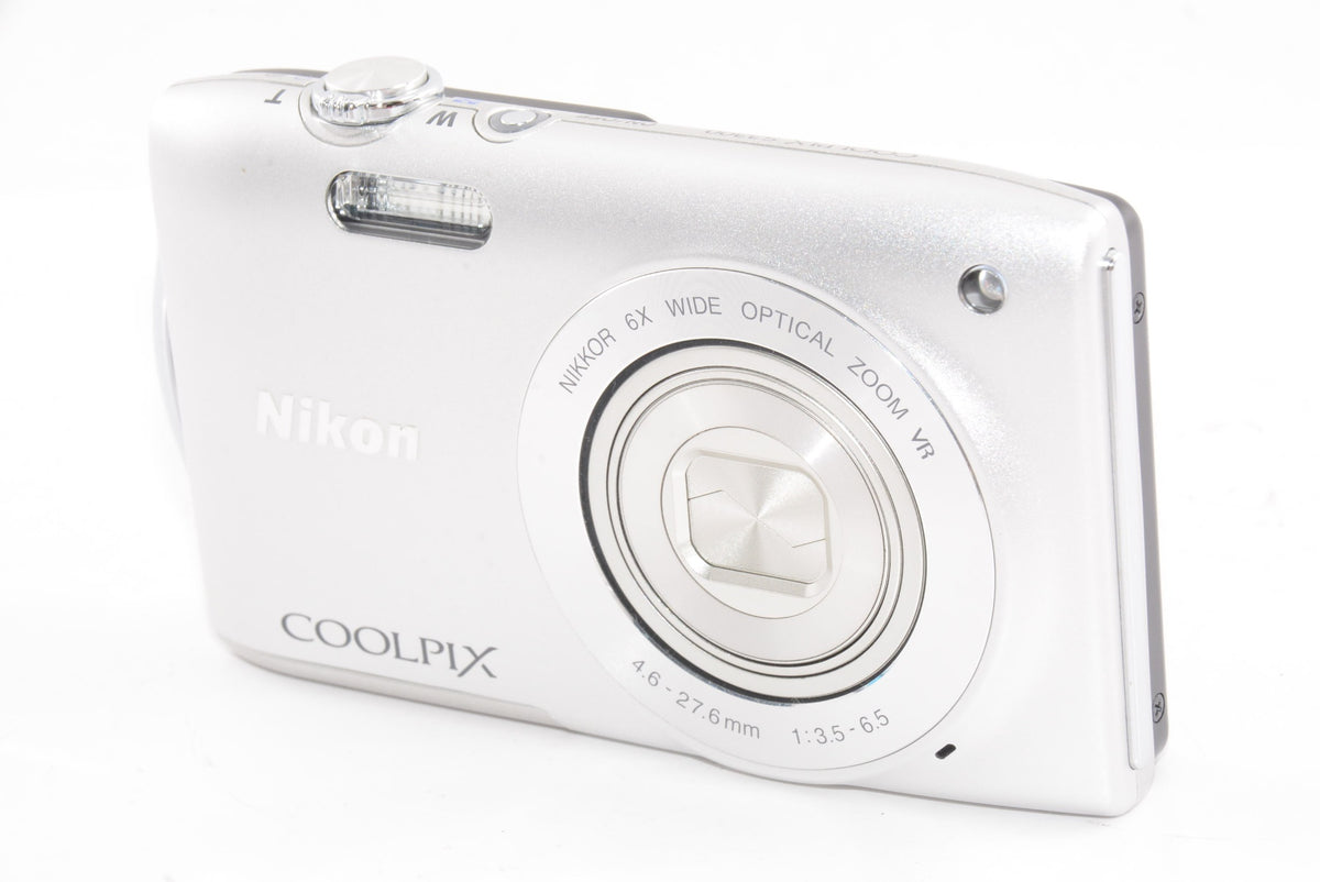 【外観特上級】Nikon デジタルカメラ COOLPIX (クールピクス) S3300 クリスタルシルバー S3300SL