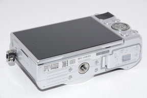【外観並級】Nikon ミラーレス一眼 Nikon1 J5 ダブルレンズキット シルバー