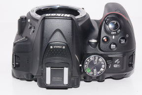 【外観特上級】Nikon デジタル一眼レフカメラ D5300 ブラック