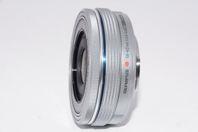 【外観特上級】OLYMPUS M.ZUIKO DIGITAL ED 14-42mm F3.5-5.6 EZ SLV