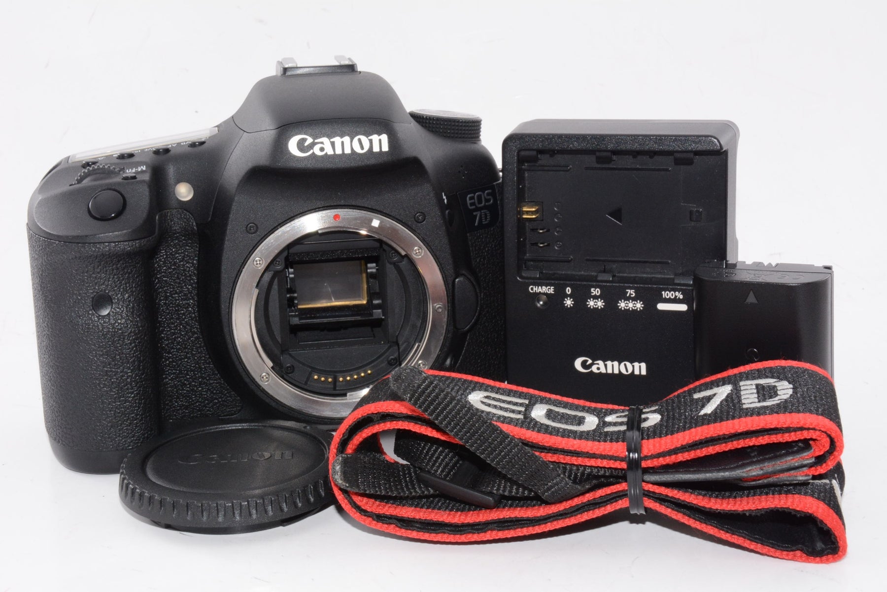 【外観特上級】Canon デジタル一眼レフカメラ EOS 7D ボディ EOS7D