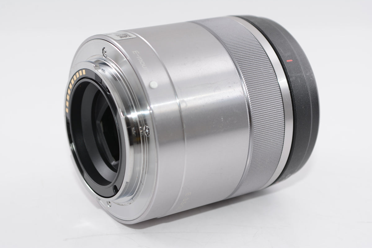 【外観並級】ソニー SONY 単焦点レンズ E 30mm F3.5 Macro ソニー Eマウント用 APS-C専用 SEL30M35